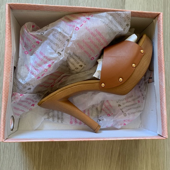 Cape Robbin high heels cognac - Picture 10 of 11